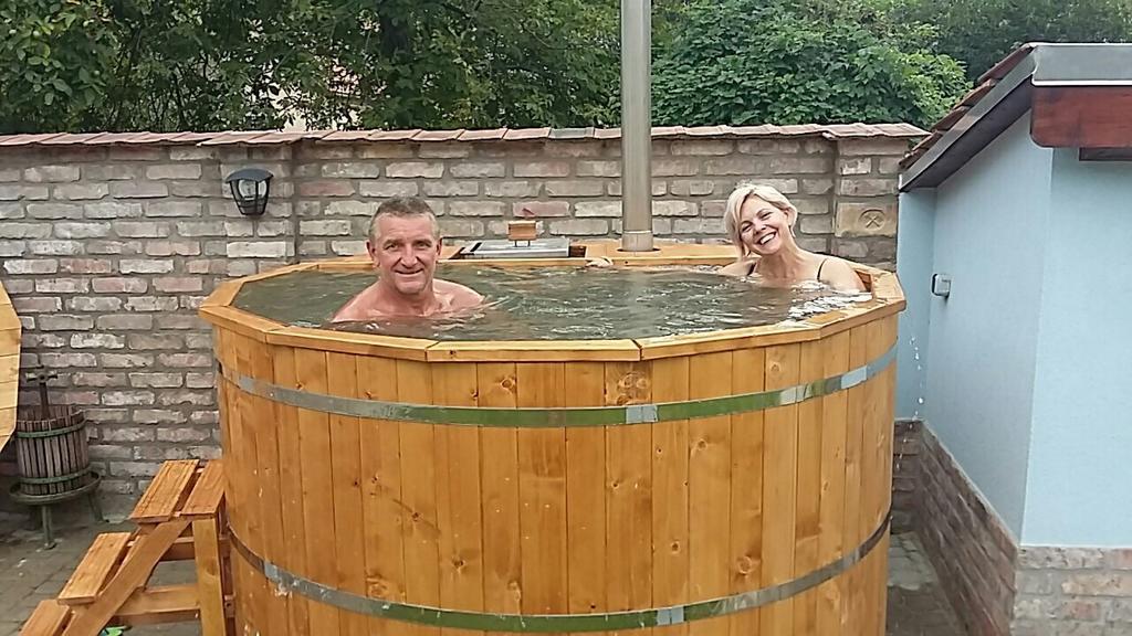 Gete Vendeghaz Villa Csolnok Buitenkant foto